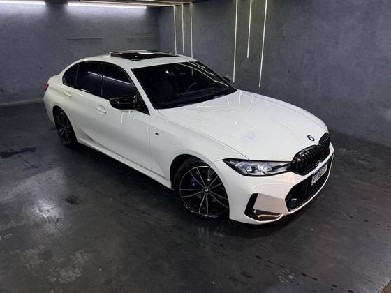 BMW 320i 2.0 16V TURBO FLEX M SPORT AUTOMÁTICO BMW 320i 2.0 16V TURBO FLEX M SPORT AUTOMÁTICO